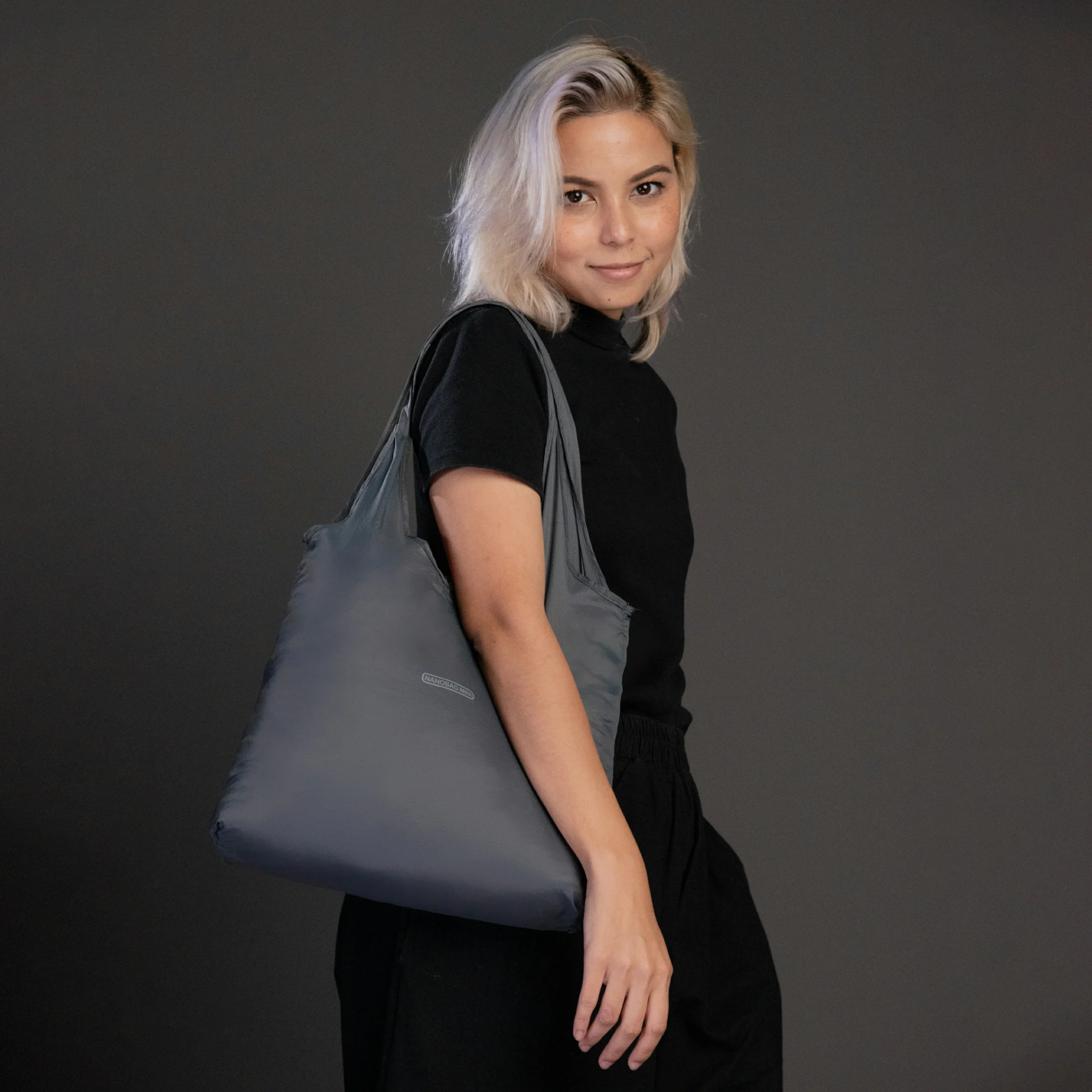 Nano-Bag-กระเป๋าลดโลกร้อน-ถุงผ้าshopping-nb30_Mini-Grey_SQ